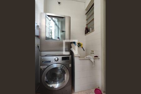 Apartamento à venda com 96m², 3 quartos e 1 vagaÁrea de Serviço