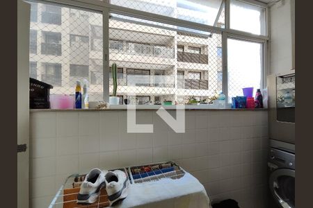 Apartamento à venda com 96m², 3 quartos e 1 vagaÁrea de Serviço