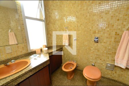 Apartamento à venda com 560m², 5 quartos e 3 vagasBanheiro social