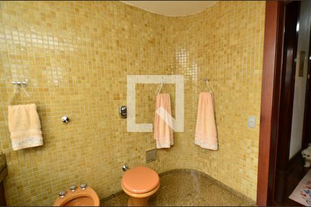 Apartamento à venda com 560m², 5 quartos e 3 vagasBanheiro social