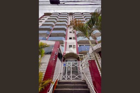 Apartamento para alugar com 80m², 2 quartos e 1 vagaFachada e portaria