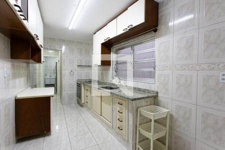 Casa para alugar com 200m², 2 quartos e 2 vagasCozinha