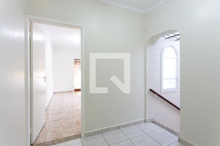 Casa para alugar com 200m², 2 quartos e 2 vagasCorredor