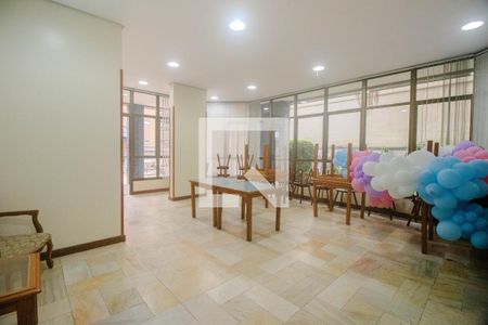 Apartamento à venda com 174m², 2 quartos e 2 vagas Apartamento à venda com 174m², 2 quartos e 2 vagasÁrea comum - Salão de festas