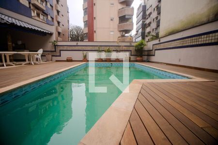 Apartamento à venda com 174m², 2 quartos e 2 vagas Apartamento à venda com 174m², 2 quartos e 2 vagasÁrea comum - Piscina