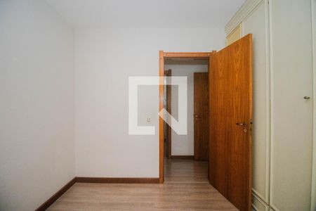 Apartamento à venda com 174m², 2 quartos e 2 vagas Apartamento à venda com 174m², 2 quartos e 2 vagasQuarto