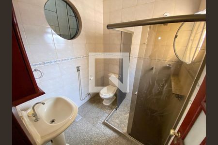 Apartamento à venda com 160m², 3 quartos e sem vagaBanheiro