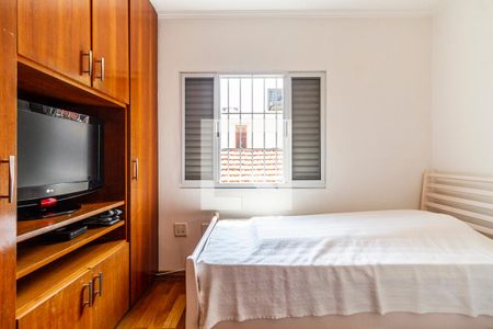 Casa à venda com 180m², 3 quartos e 3 vagas Casa à venda com 180m², 3 quartos e 3 vagasQuarto 1