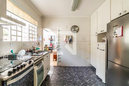 Casa à venda com 180m², 3 quartos e 3 vagas Casa à venda com 180m², 3 quartos e 3 vagasCozinha
