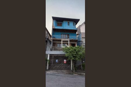 Casa para alugar com 349m², 4 quartos e 5 vagasFachada