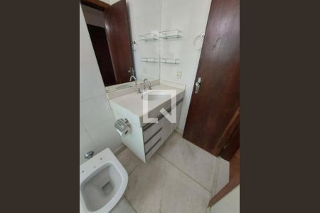 Apartamento para alugar com 110m², 3 quartos e 2 vagas Apartamento para alugar com 110m², 3 quartos e 2 vagasBanheiro