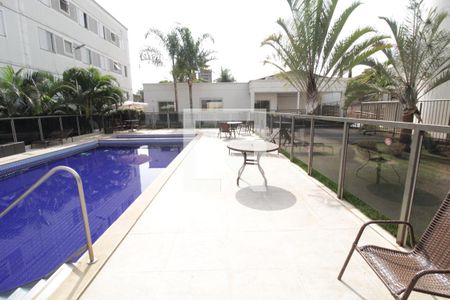 Apartamento para alugar com 45m², 2 quartos e 1 vagaÁrea comum - Piscina