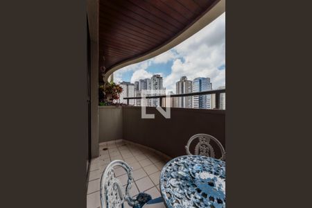 Varanda de apartamento para alugar com 1 quarto, 50m² em Indianópolis, São Paulo