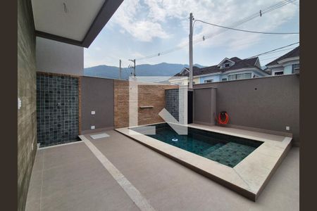 Casa de condomínio à venda com 300m², 5 quartos e 2 vagasÁrea comum