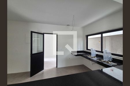 Casa de condomínio à venda com 300m², 5 quartos e 2 vagasCozinha