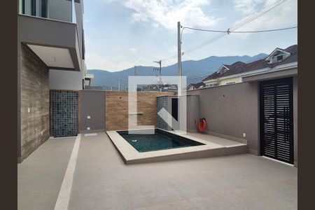 Casa de condomínio à venda com 300m², 5 quartos e 2 vagasÁrea comum