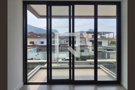 Casa de condomínio à venda com 300m², 5 quartos e 2 vagasQuarto 2