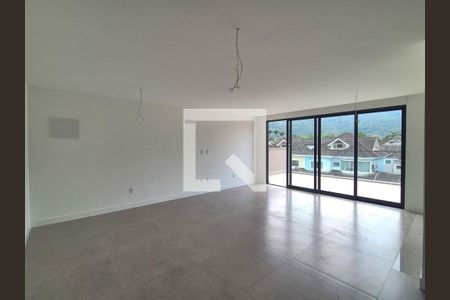 Casa de condomínio à venda com 300m², 5 quartos e 2 vagasSala 2