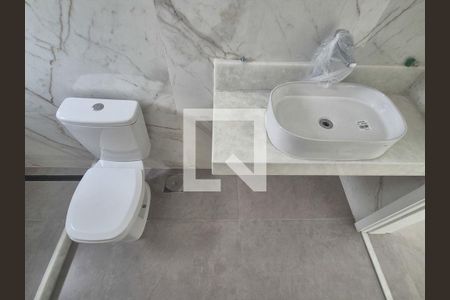 Casa de condomínio à venda com 300m², 5 quartos e 2 vagasBanheiro - Quarto 3