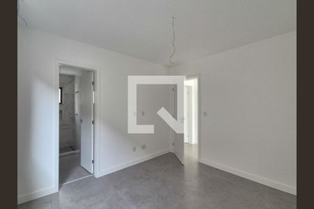 Casa de condomínio à venda com 300m², 5 quartos e 2 vagasQuarto 4