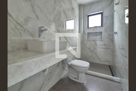 Casa de condomínio à venda com 300m², 5 quartos e 2 vagasBanheiro - Quarto 4