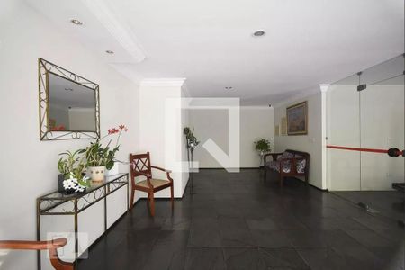 Apartamento à venda com 124m², 3 quartos e 2 vagas Apartamento à venda com 124m², 3 quartos e 2 vagasHall social