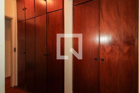 Apartamento à venda com 124m², 3 quartos e 2 vagas Apartamento à venda com 124m², 3 quartos e 2 vagasSuíte