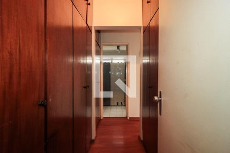 Apartamento à venda com 124m², 3 quartos e 2 vagas Apartamento à venda com 124m², 3 quartos e 2 vagasSuíte