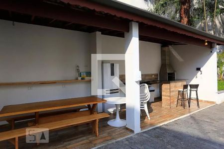 Apartamento à venda com 124m², 3 quartos e 2 vagas Apartamento à venda com 124m², 3 quartos e 2 vagasÁrea comum - Churrasqueira