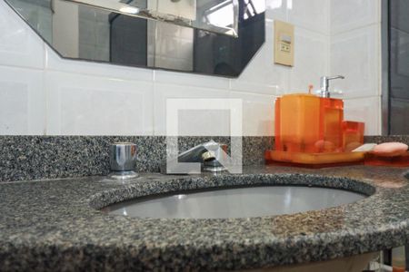 Apartamento à venda com 124m², 3 quartos e 2 vagas Apartamento à venda com 124m², 3 quartos e 2 vagasBanheiro da Suíte