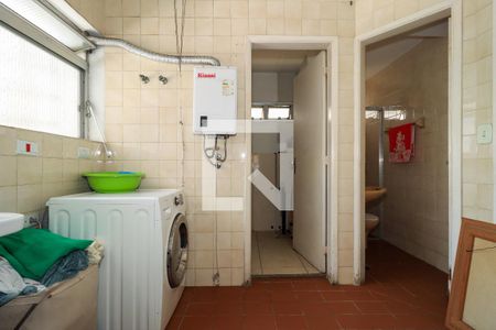 Apartamento à venda com 124m², 3 quartos e 2 vagas Apartamento à venda com 124m², 3 quartos e 2 vagasÁrea de Serviço