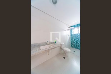 Casa para alugar com 136m², 3 quartos e 2 vagasSuíte
