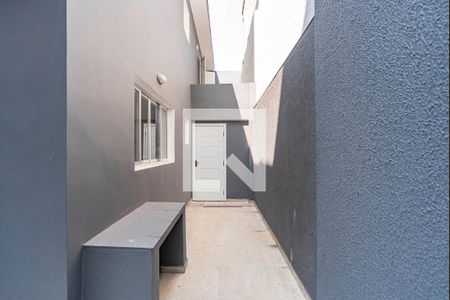 Casa para alugar com 136m², 3 quartos e 2 vagasQuintal Fundos