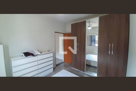 Quarto de casa para alugar com 1 quarto, 32m² em Bela Vista, Osasco