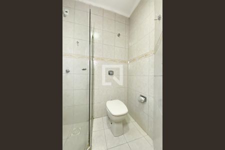 Casa à venda com 215m², 3 quartos e 2 vagasBanheiro 2