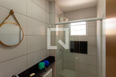 Banheiro de kitnet/studio para alugar com 1 quarto, 36m² em Quinta da Paineira, São Paulo