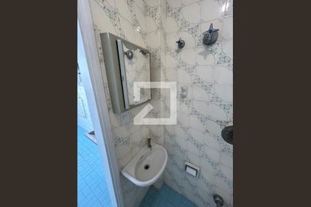 Apartamento à venda com 200m², 3 quartos e 2 vagasBanheiro 1