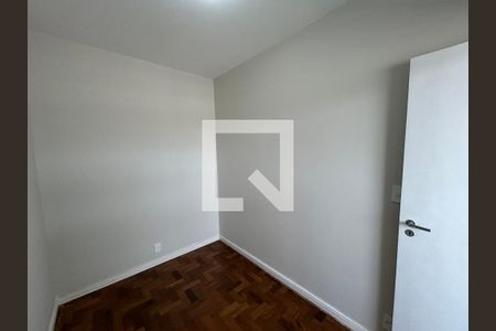 Apartamento à venda com 200m², 3 quartos e 2 vagasQuarto 3