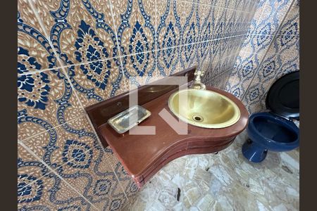 Apartamento à venda com 200m², 3 quartos e 2 vagasLavabo