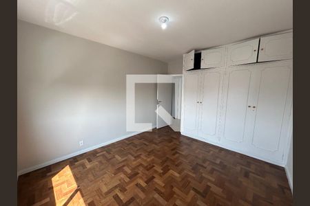 Apartamento à venda com 200m², 3 quartos e 2 vagasQuarto 2