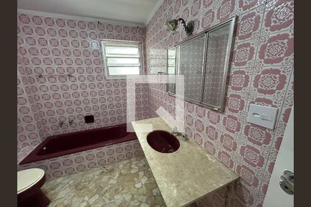 Apartamento à venda com 200m², 3 quartos e 2 vagasBanheiro da Suíte 1