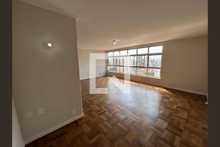 Apartamento à venda com 200m², 3 quartos e 2 vagasSala