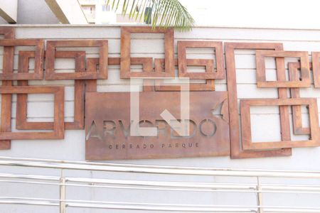 Apartamento para alugar com 60m², 2 quartos e 1 vagaFachada