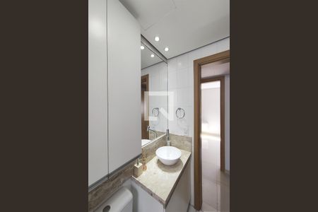 Apartamento para alugar com 58m², 2 quartos e 1 vaga Apartamento para alugar com 58m², 2 quartos e 1 vagaBanheiro