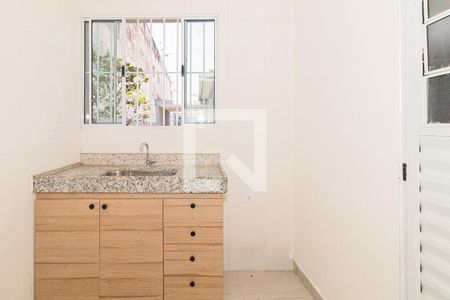 Cozinha de kitnet/studio para alugar com 1 quarto, 21m² em Vila Guilherme, São Paulo