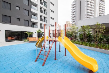 Apartamento para alugar com 65m², 2 quartos e 2 vagasÁrea comum - Playground