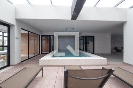 Apartamento para alugar com 65m², 2 quartos e 2 vagasÁrea comum - Piscina Coberta