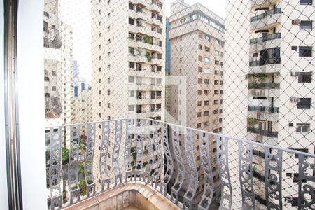 Apartamento à venda com 250m², 4 quartos e 3 vagasVaranda da Suíte 2