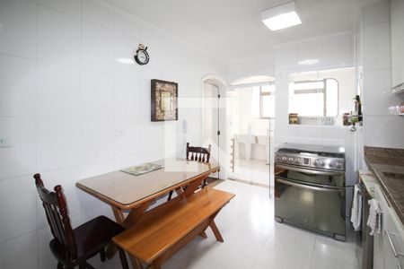 Apartamento à venda com 250m², 4 quartos e 3 vagasCozinha