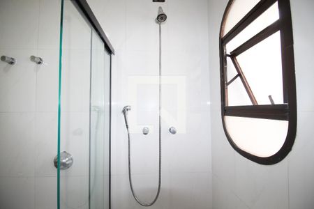 Apartamento à venda com 250m², 4 quartos e 3 vagasBanheiro